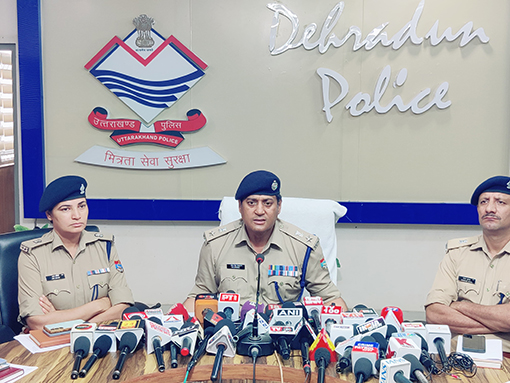 पत्नी की हत्या का खुलासा, पति गिरफ्तार