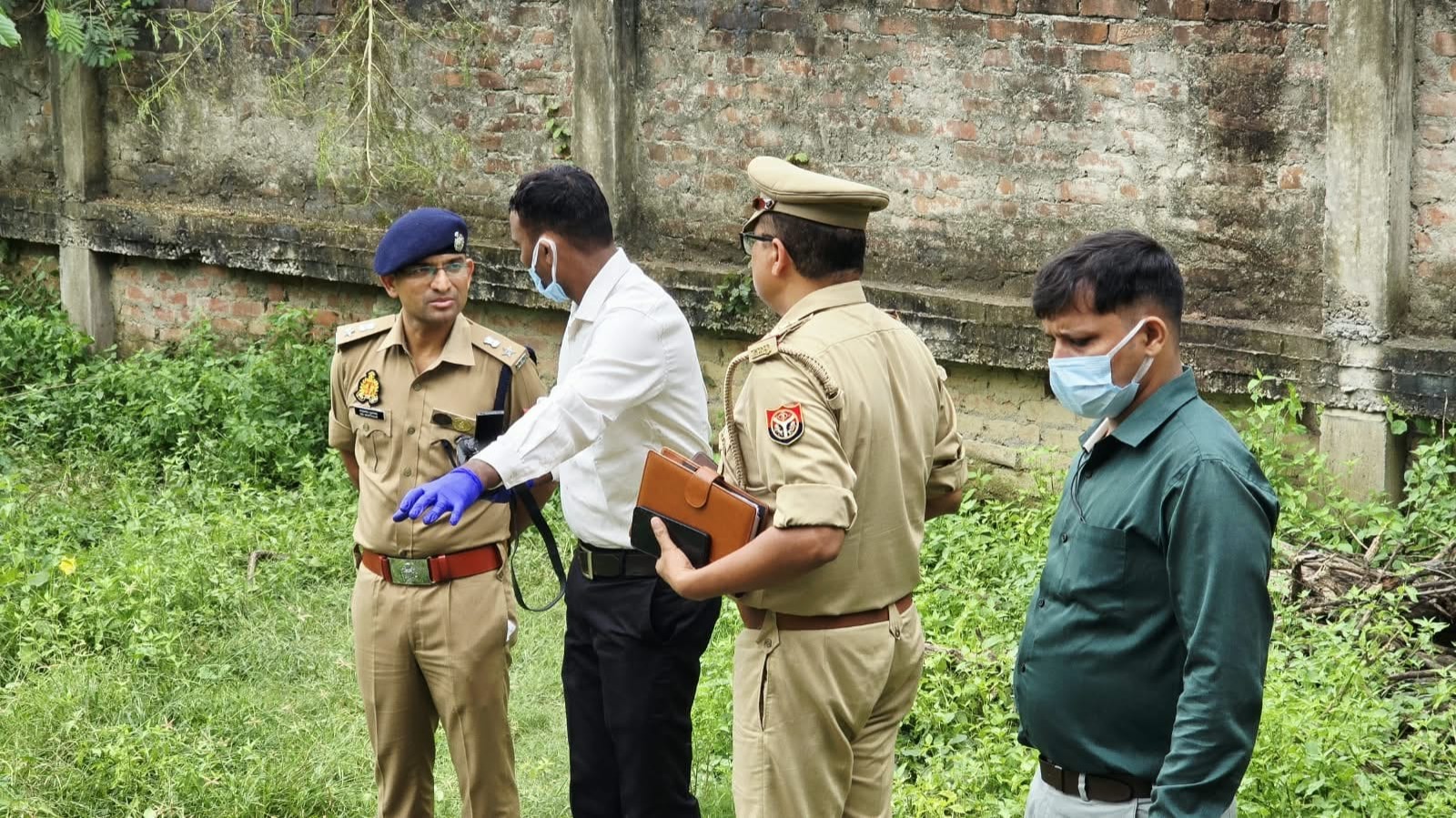 चाची से दुष्कर्म के बाद हत्या, भतीजा व साथी हिरासत में