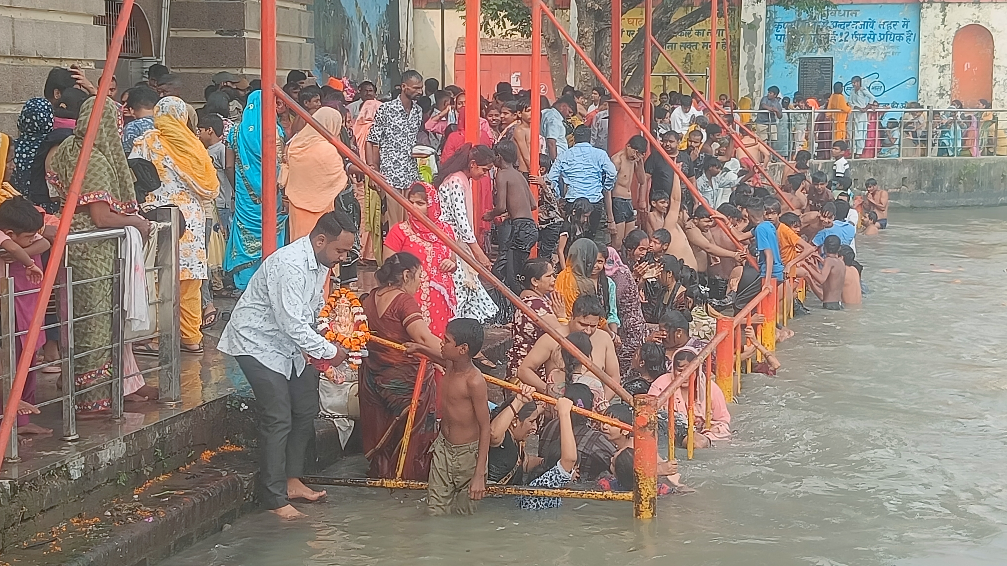 गणपति बप्पा मोरया के जयघोष से गूंजा नगर की मिलेगी, गंग नहर में विसर्जित हुईं गणपति प्रतिमाएं