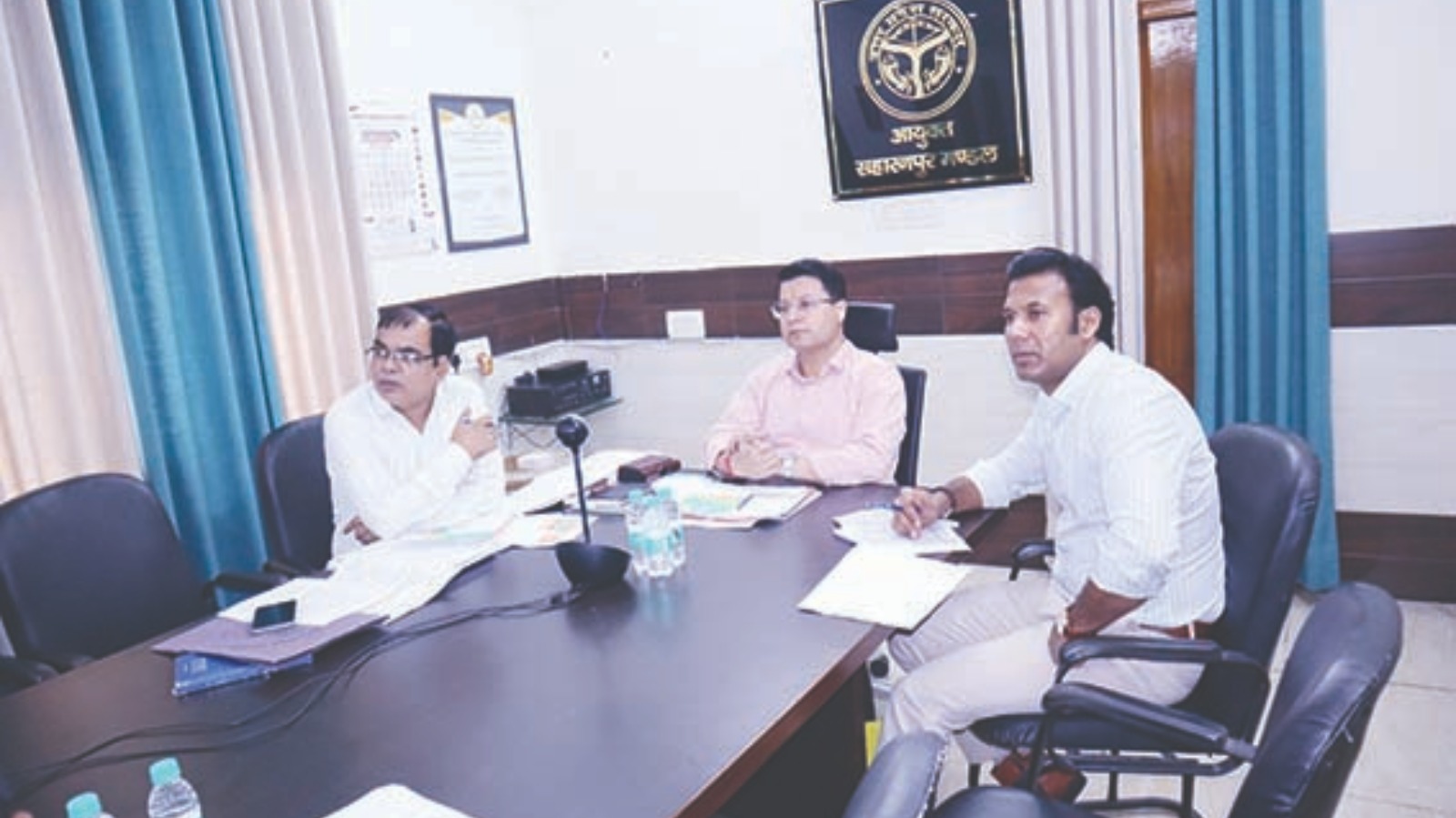 मंडलायुक्त ने सीएम डैशबोर्ड समीक्षा बैठक की