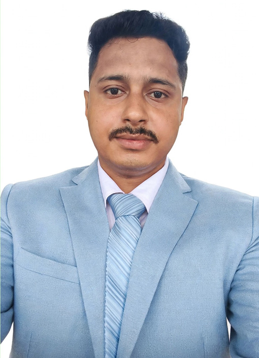 पिता ने घास-लकड़ी और खेती कर पढ़ाया, बेटी बनी वैज्ञानिक तो बेटा मनीष बना डिप्टी जेलर