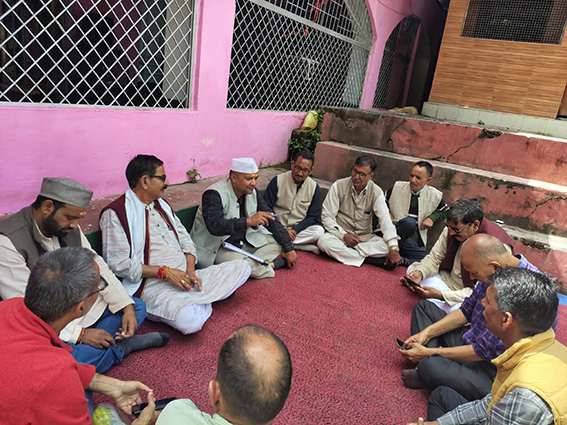 भटवाड़ी की जनसमस्याओं और विकास मुद्दों पर कांग्रेस ने की मंथन बैठक