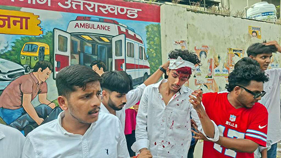 छात्रसंघ चुनाव में जमकर हंगामा, मारपीट में छात्र नेता लहूलुहान
