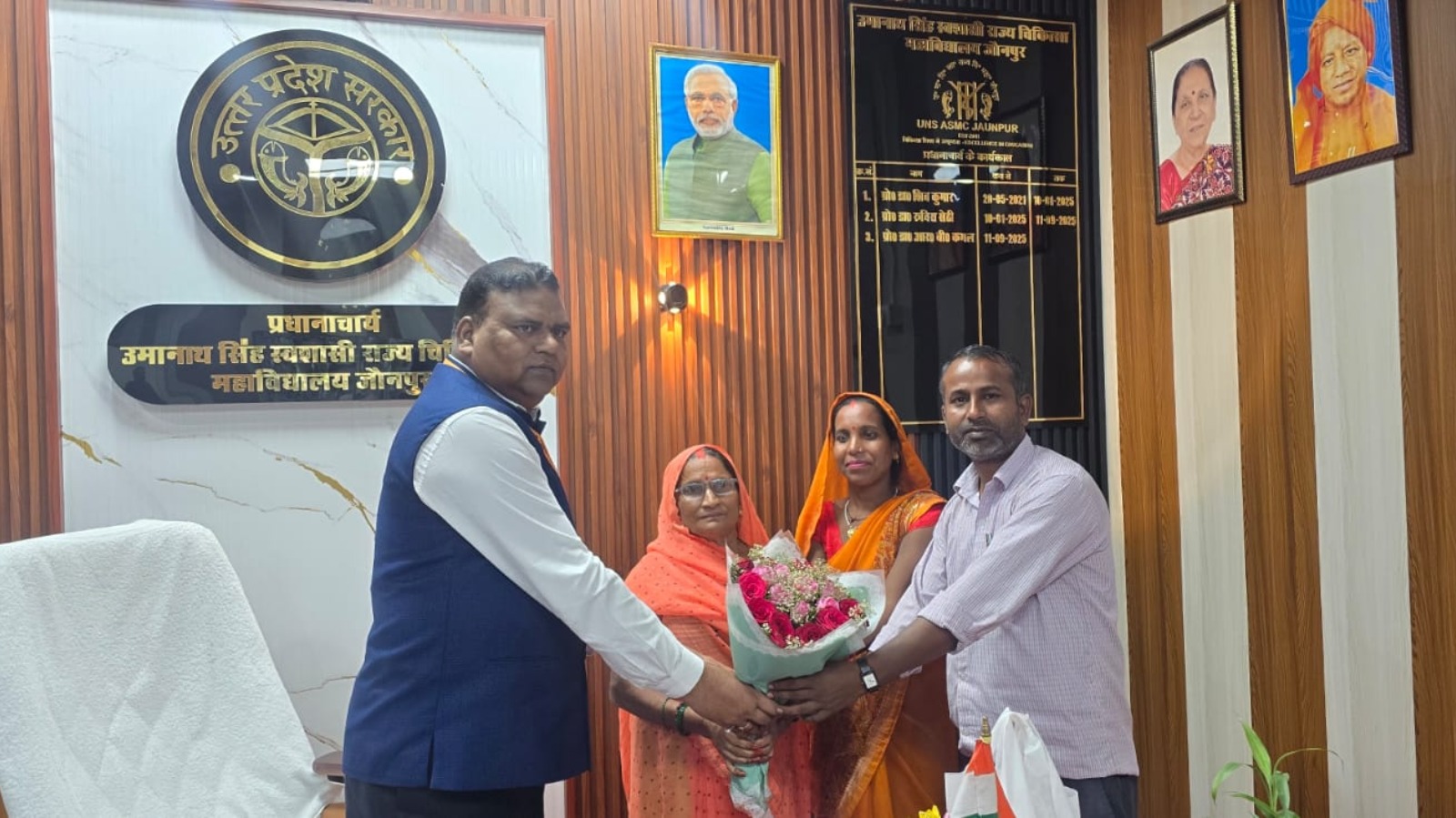 मेडिकल कॉलेज में 69 वर्षीय महिला की किडनी से 15.4 एमएम की पथरी का सफल ऑपरेशन