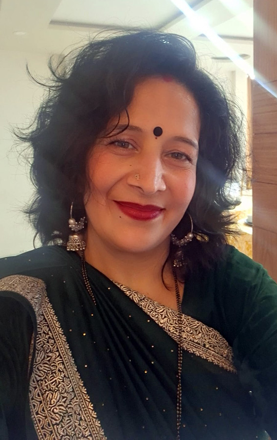 लोहाघाट कि सोनिया आर्या को अंतरराष्ट्रीय संस्था द्वारा दिया गया है हिंदी हितैषी सम्मान