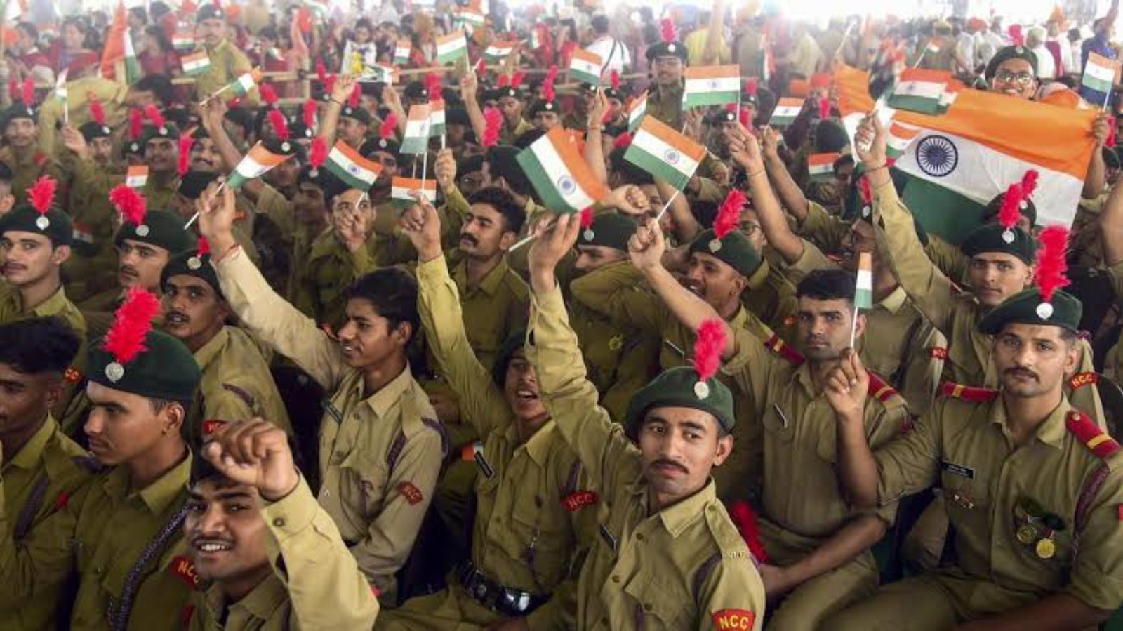 सर्वोदय विद्यालयों में एनसीसी से निखर रहा भविष्य