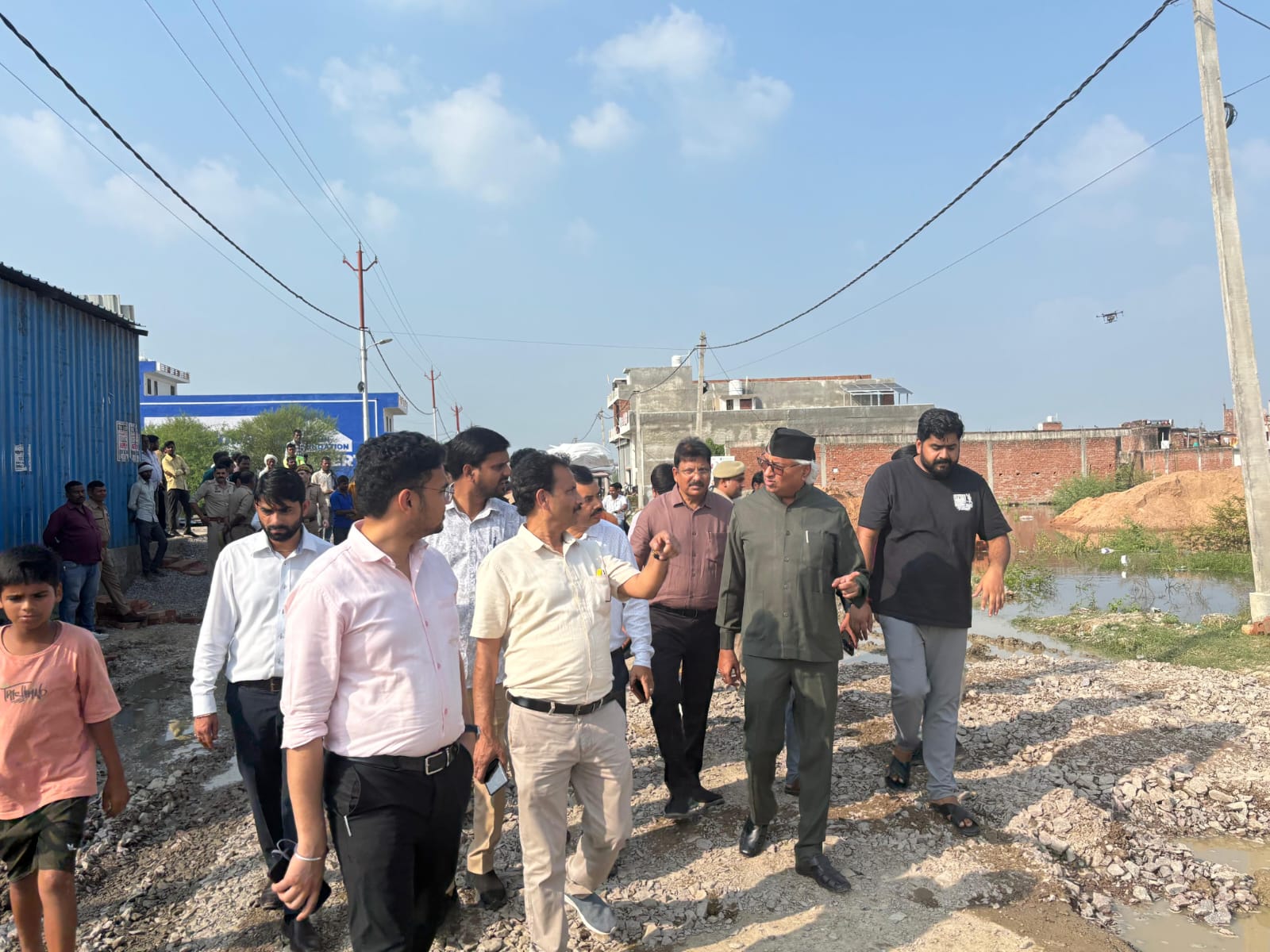 बढ़ते जलस्तर से प्रभावित दाऊद नगर व मिश्री बाग पहुंचे विधायक