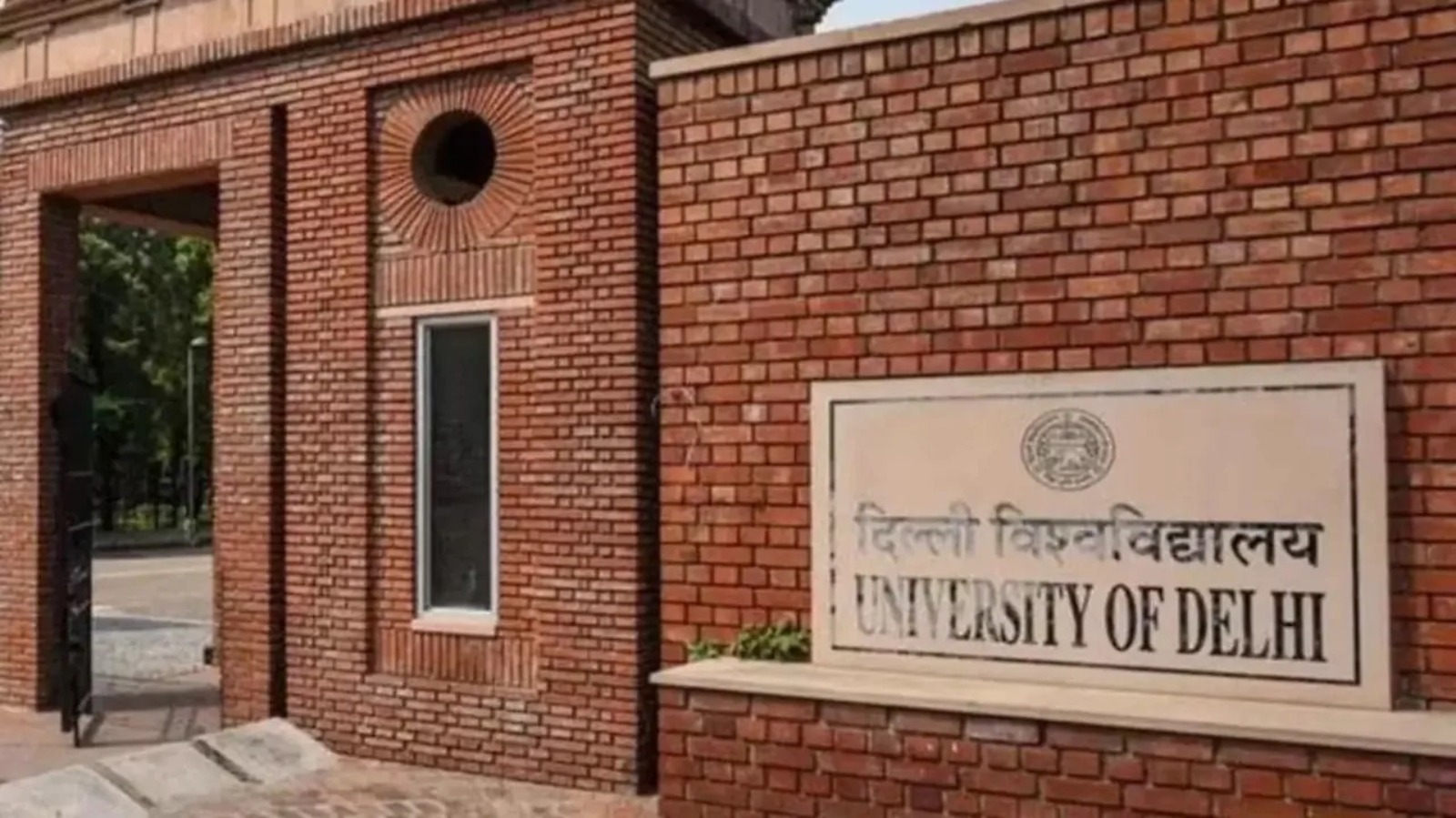 दिल्ली में छात्राओं की सुरक्षा का नया प्लान! DU कॉलेजों के आसपास अब Pink Booth और CCTV