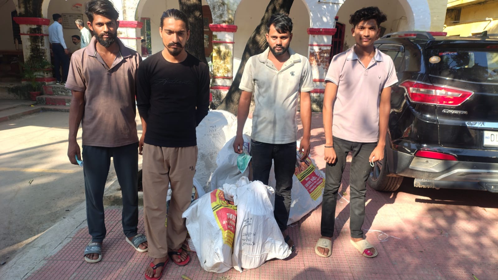 बिजली केबल-ट्रांसफार्मर चोरी करने वाले गिरोह के चार सदस्य गिरफ्तार