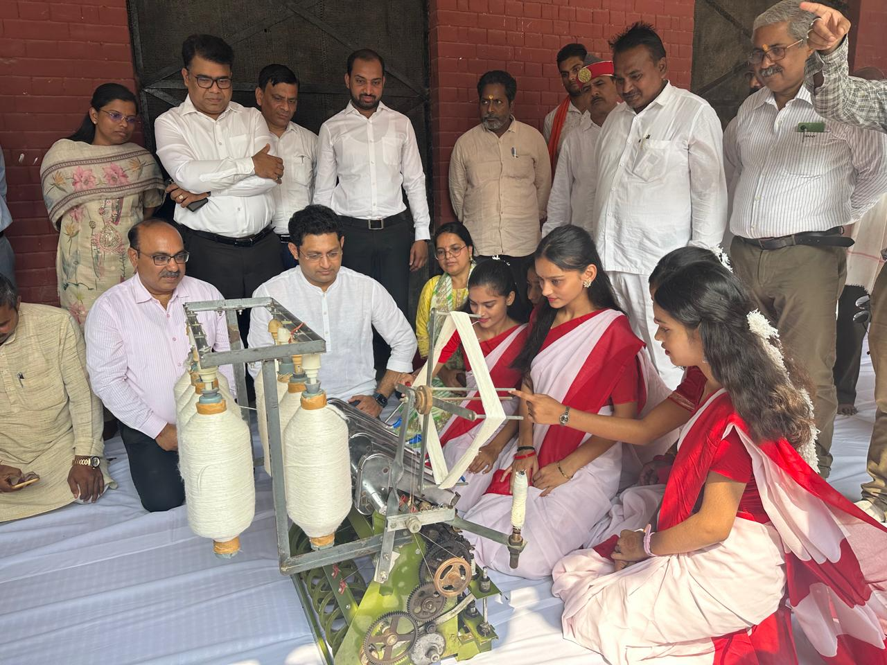 गांधी-शास्त्री जयंती पर जिले में गूंजा सत्य, सादगी और स्वच्छता का संदेश