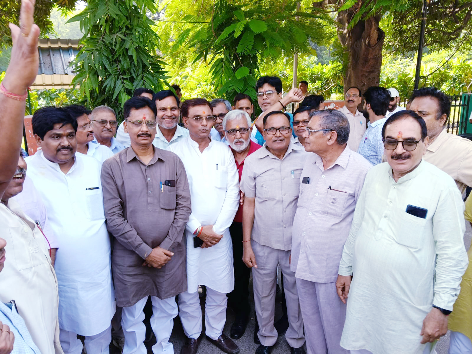 शिक्षक संघ की ओर से पुंडीर ने किया नामांकन