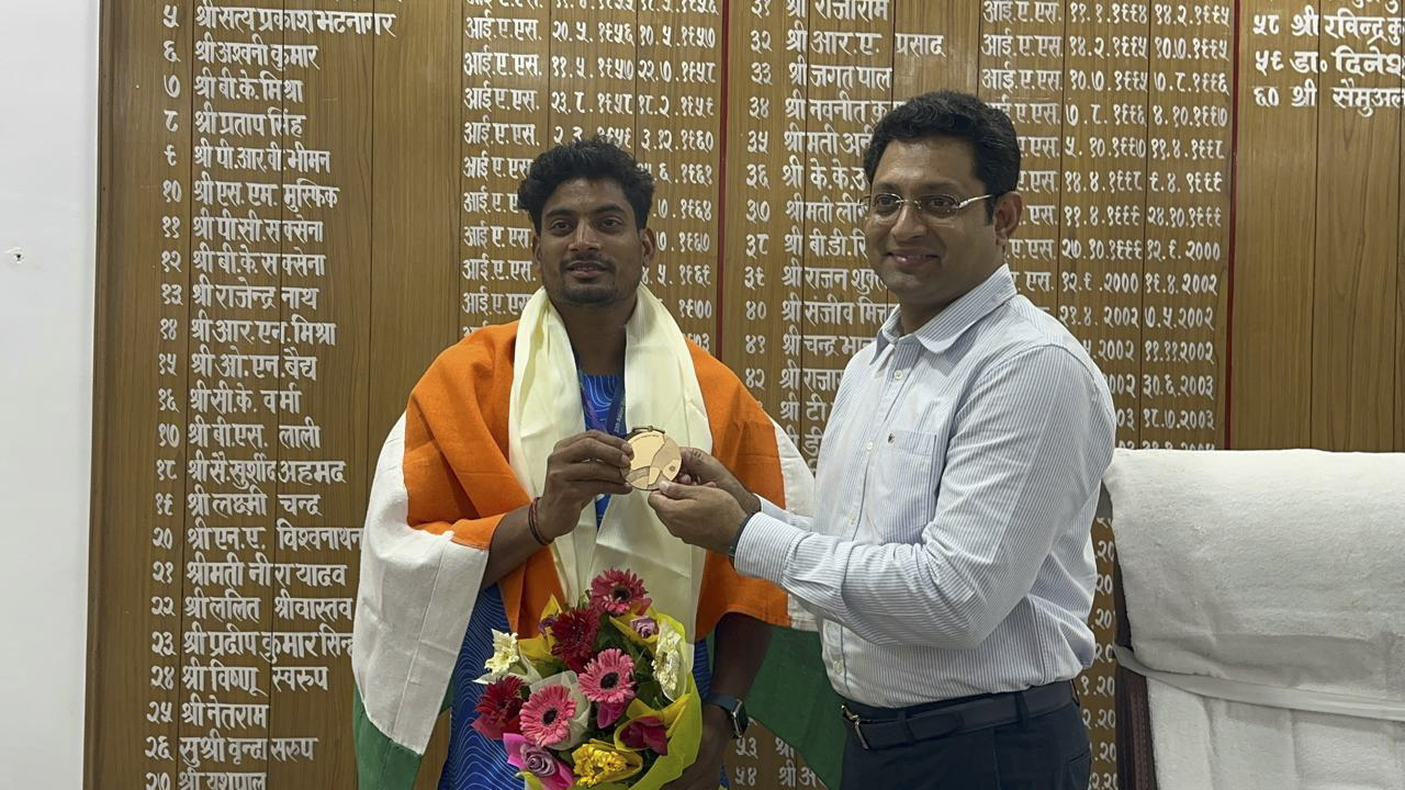 एशियाई खेलों के कांस्य पदक विजेता रोहित यादव सम्मानित