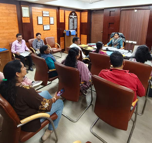 स्टैंडिंग कमेटी की बैठक में दोषमुक्त मामलों की समीक्षा, अपील योग्य प्रकरणों में तत्काल कार्रवाई के निर्देश