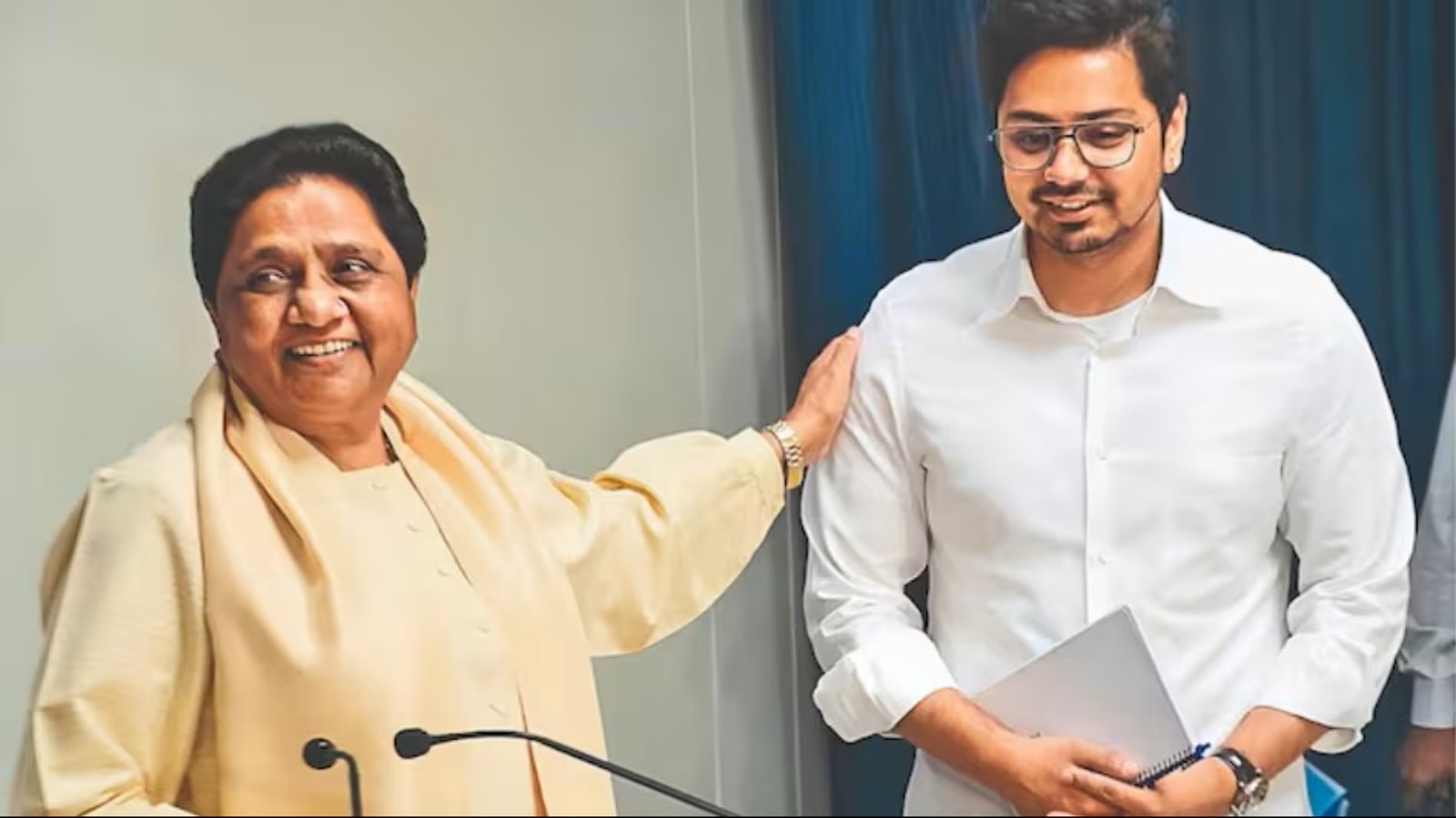 मायावती ने भतीजे आकाश आनन्द को फिर बनाया बसपा का राष्ट्रीय संयोजक