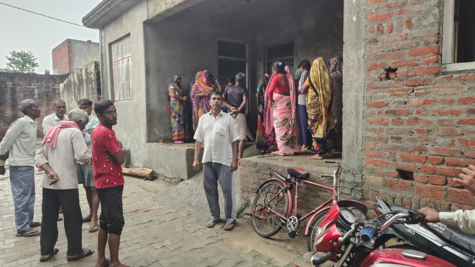 आकाशीय बिजली गिरने से मजदूर की मौत, परिवार में मचा कोहराम