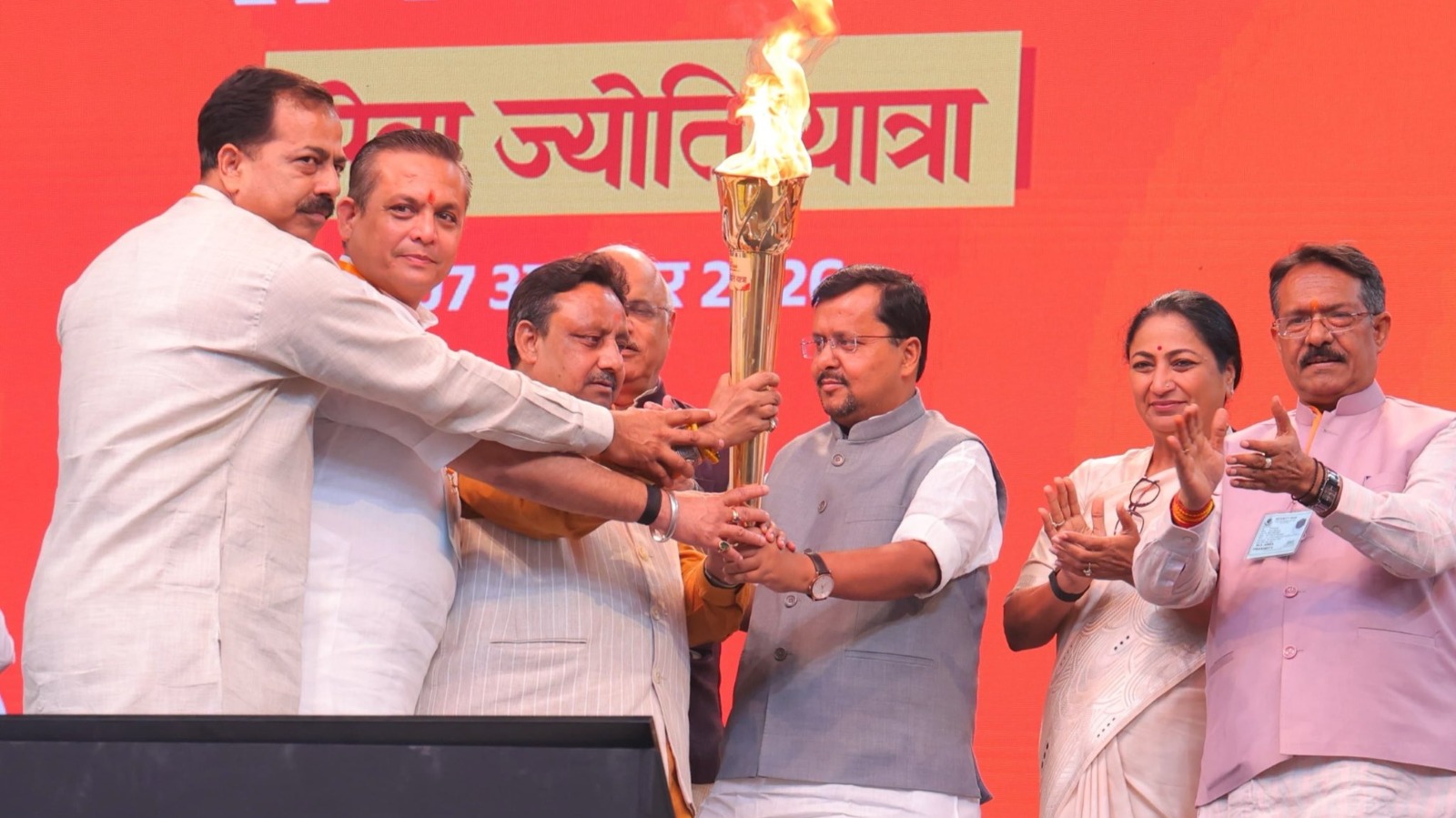 ‘सेवा ज्योति यात्रा’ में मुख्यमंत्री रेखा गुप्ता हुईं शामिल