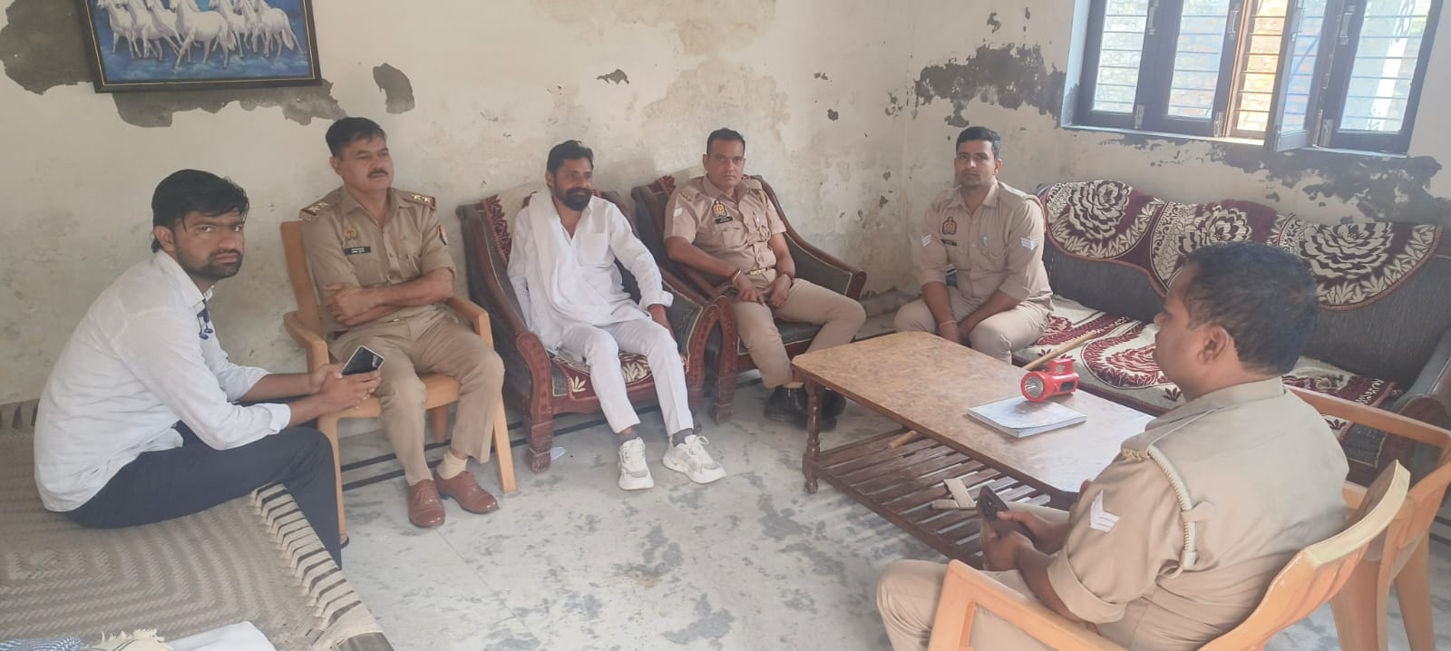ज्ञानेश कुमार के इस्तीफे की मांग पर कांग्रेस नेताओं की नजरबंदी