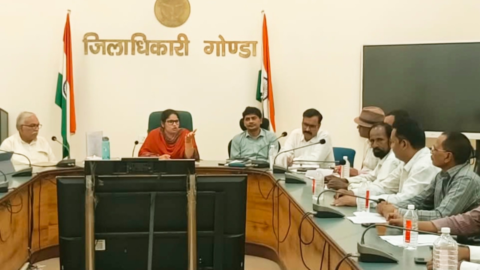 सशक्त लोकतंत्र के लिए मतदाता सूची का शुद्ध व अद्यतन होना आवश्यक: डीएम