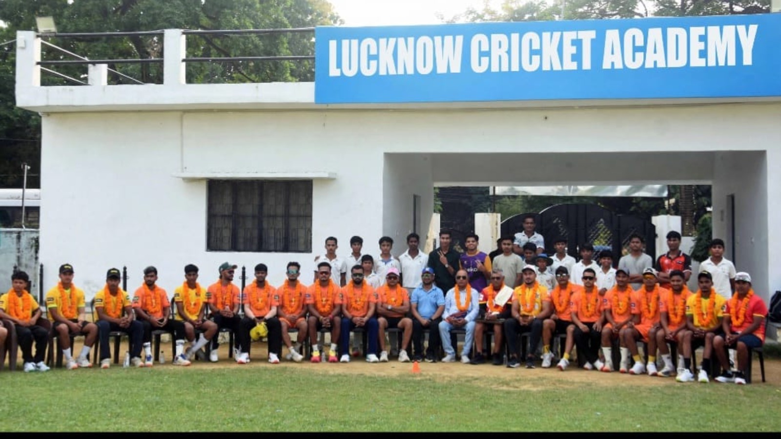 लखनऊ क्रिकेट अकादमी ने नेपाल की टीम का किया भव्य स्वागत, 13 अक्टूबर से शुरू होगी इंडो-नेपाल एक्सचेंज सीरीज