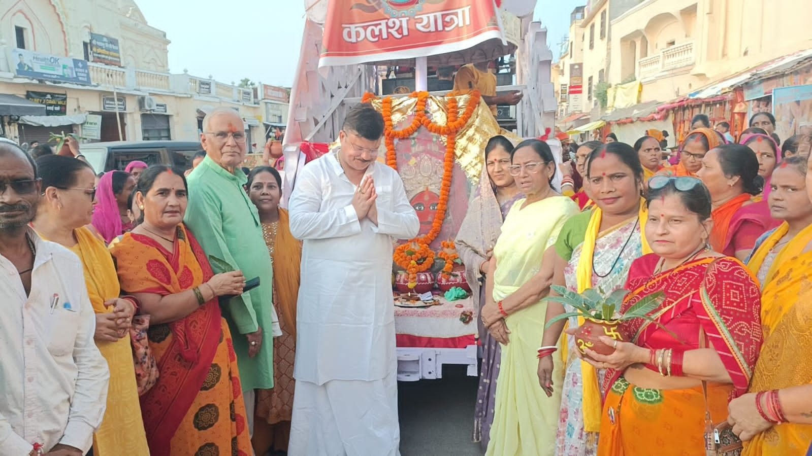 देवी मां के जयकारों से गूंजी रामनगरी