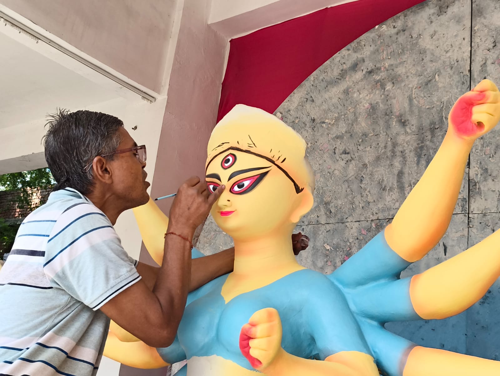 फरीदाबाद कालीबाड़ी में 16 से सजेगा दुर्गा पूजा का भव्य दरबार, बंगाल की संस्कृति की दिखेगी झलक