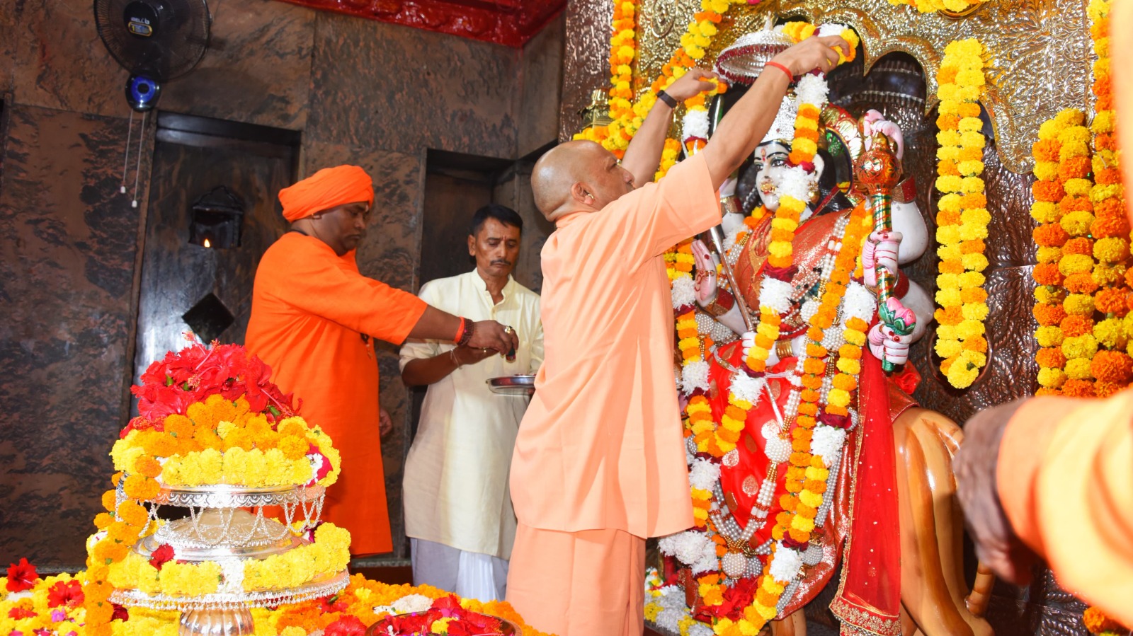 नवरात्रि पर CM योगी का संदेश: ‘सशक्त नारी-समृद्ध उत्तर प्रदेश’ से साकार होगा विकसित प्रदेश का सपना