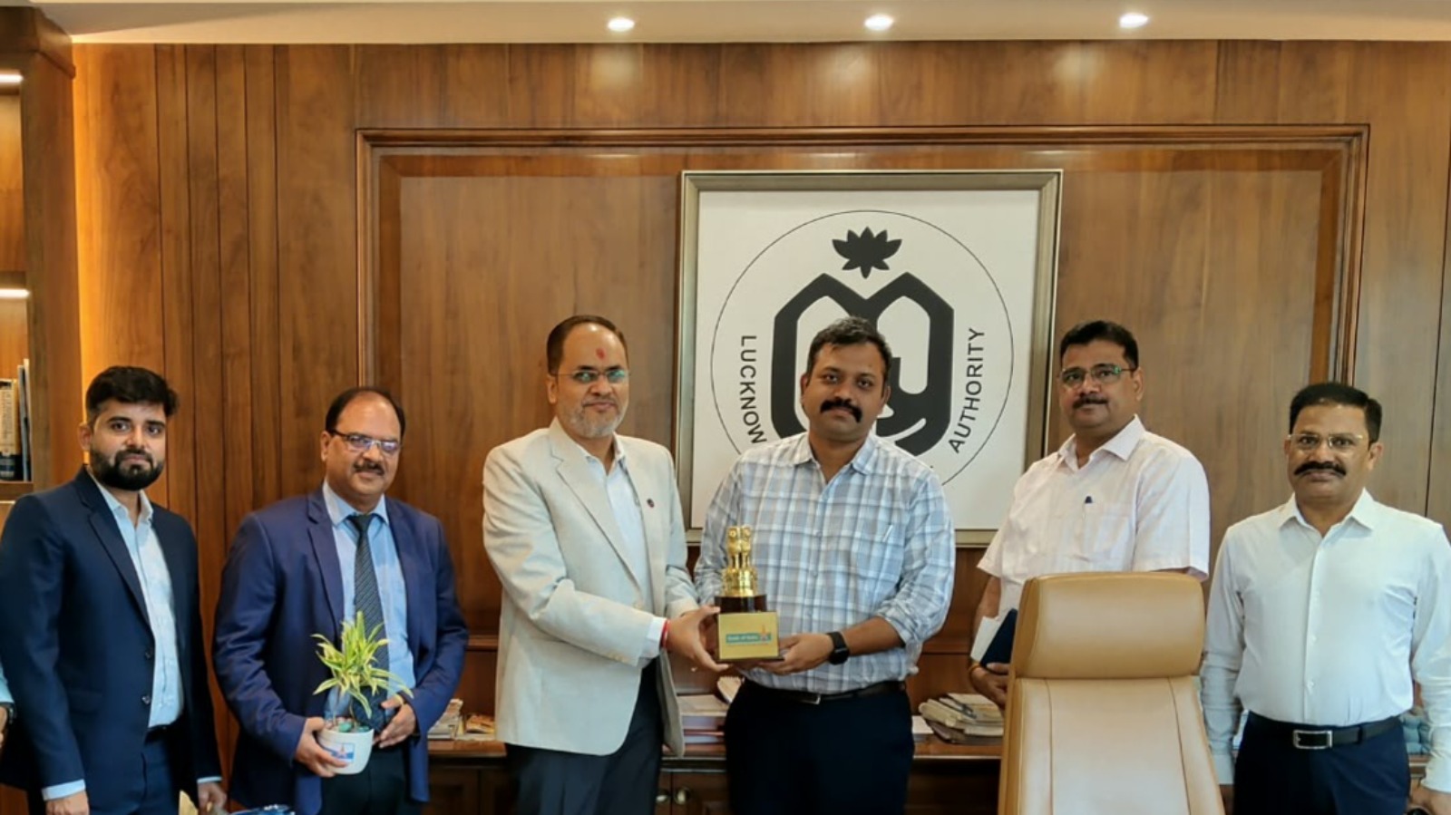 पंजीकरण धनराशि के लिए अब तीन बैंकों से मिलेगा लोन