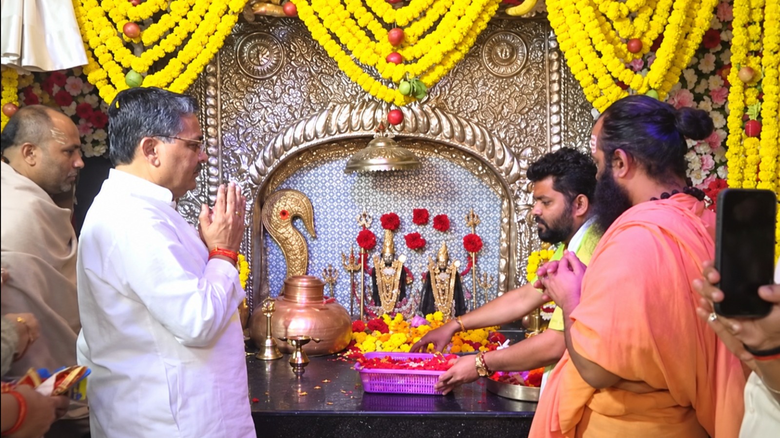 शक्ति आराधना के साथ महिला सुरक्षा, सम्मान और स्वावलंबन सर्वोपरि: जयवीर सिंह