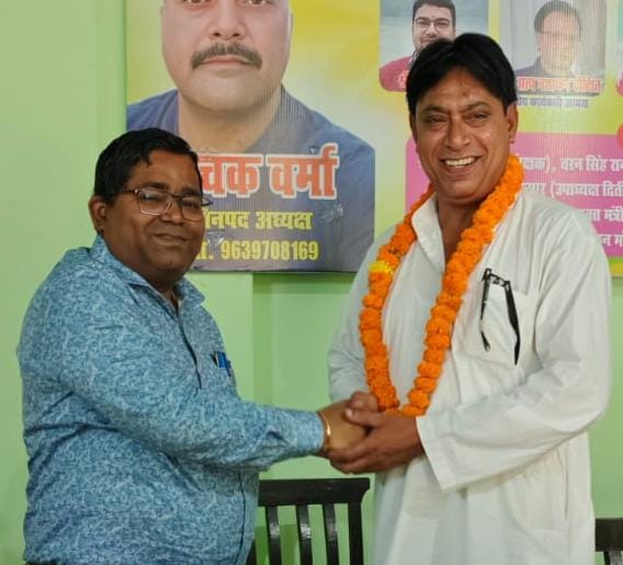 ठेकेदार कल्याण सेवा समिति की नई कार्यकारिणी गठित, पदाधिकारियों को दिलाई शपथ