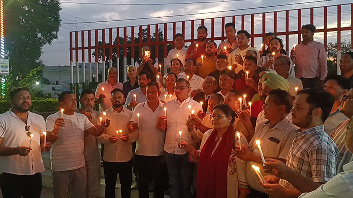 अंकिता को न्याय दिलाने के लिए हल्द्वानी में कांग्रेस का कैंडल मार्च, दुष्यंत गौतम की राज्यपाल नियुक्ति पर उठाए सवाल