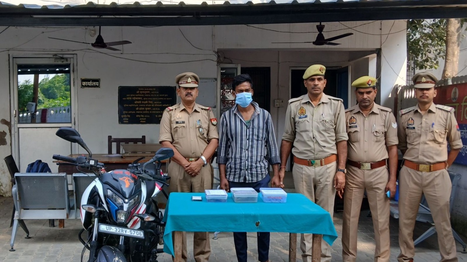 रहीमाबाद व माल में लूट की तीन वारदातों का खुलासा, आरोपी गिरफ्तार