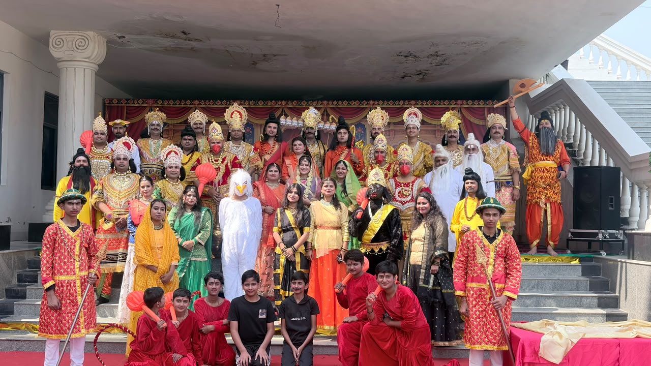 बाँदा तथागत ज्ञानस्थली में शिक्षकों ने रामलीला के सजीव मंचन से दिया सत्य, धर्म और मर्यादा का संदेश