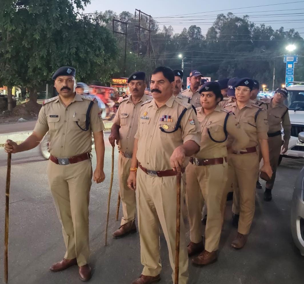 त्योहारों पर सुरक्षा के पुख्ता इंतजाम, भीड़भाड़ वाले इलाकों में बढ़ेगी पुलिस की तैनाती