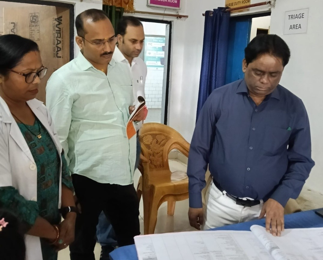 पीएचसी सिकरारा के चिकित्सा अधिकारी कई दिनों से अनुपस्थित, वेतन रोकने के निर्देश