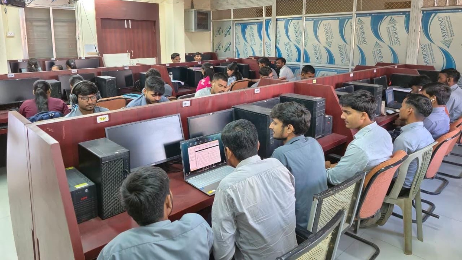पूर्वांचल विश्वविद्यालय में एआई एवं एमएल लर्निंग सीरीज का चौथा व्याख्यान संपन्न