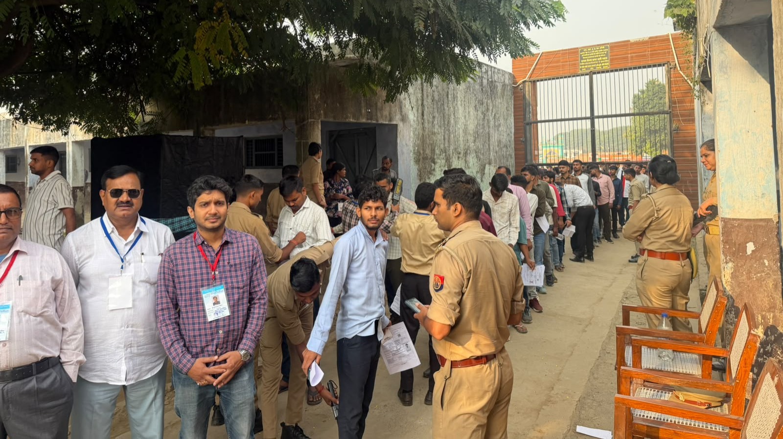 बरेली में पीईटी की दोनों पालियों में 14,035 अभ्यर्थियों ने दी परीक्षा, 6,653 रहे अनुपस्थित