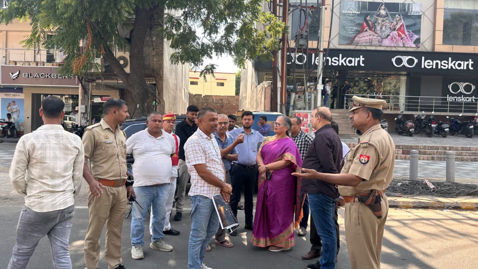 सीएम ग्रिड परियोजना के कार्यों का महापौर ने किया निरीक्षण