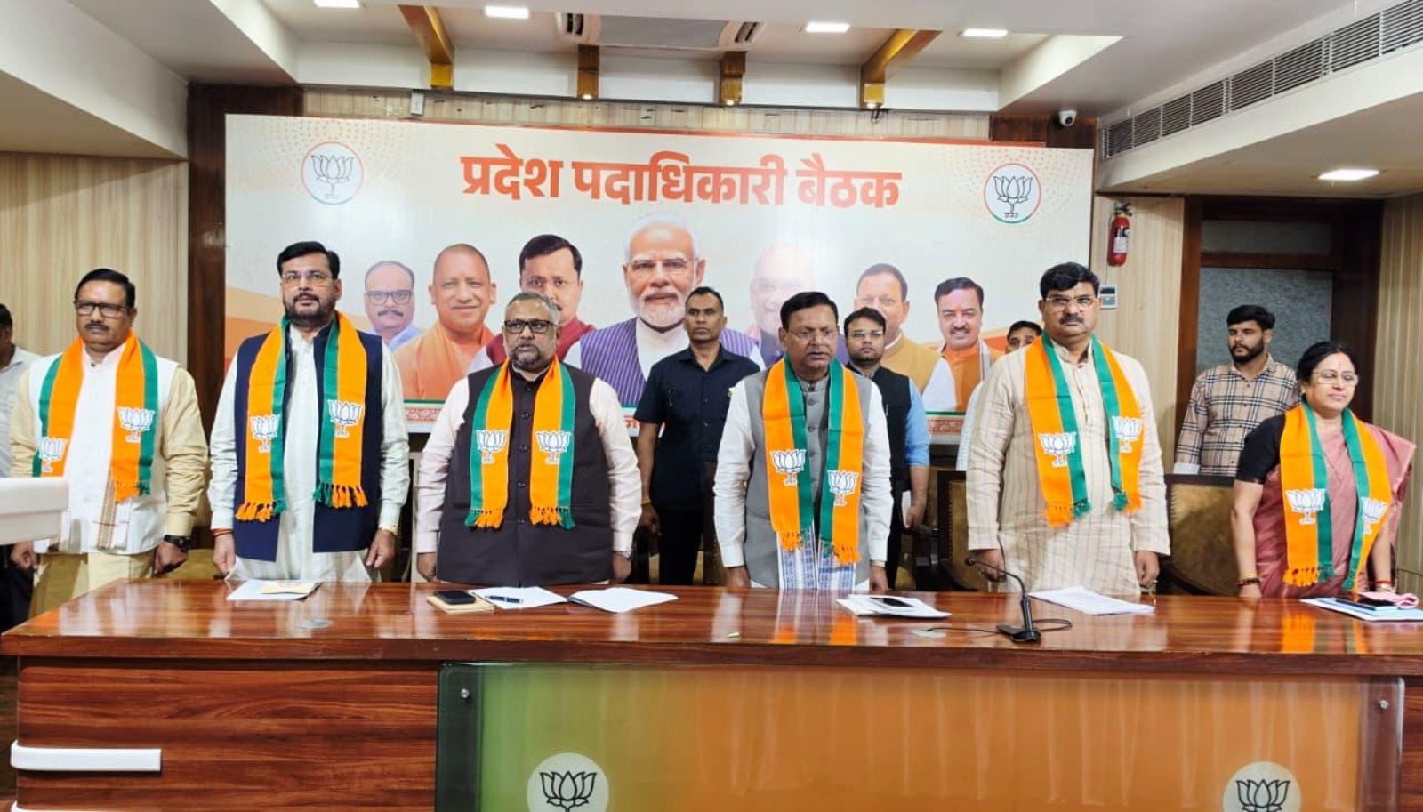 प्रदेश अध्यक्ष पंकज चौधरी व धर्मपाल सिंह ने प्रदेश मुख्यालय पर तैयारियों को दिया अंतिम रूप