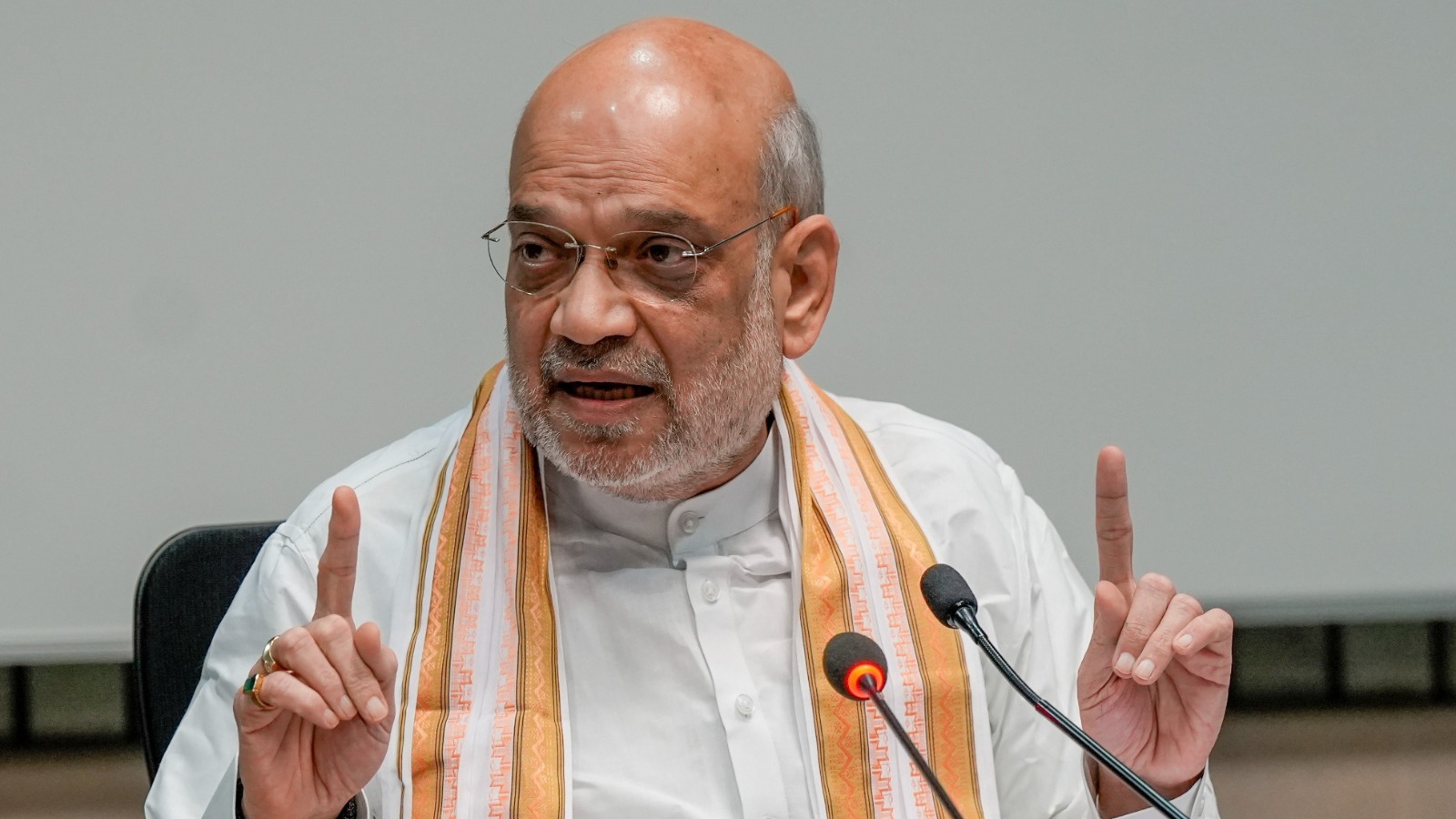 डेमोग्राफिक बदलाव पर केंद्र सरकार सख्त, गृह मंत्रालय ने बनाई हाईलेवल कमेटी