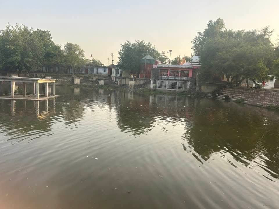25 साल बाद लौटा मां कुष्मांडा मंदिर का गौरव, दूसरे तालाब में फिर लहराया जल