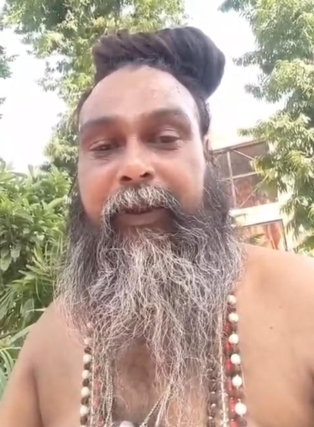मंदिर जीर्णोद्धार की मांग पर महंत का 21 वें दिन भी अनशन जारी