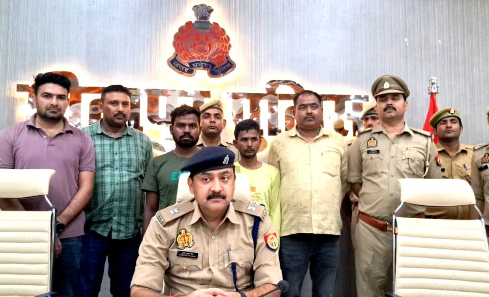 लग्जरी कारों से चोरी करने वाले दो शातिर चोर गिरफ्तार, 77 लाख का माल बरामद