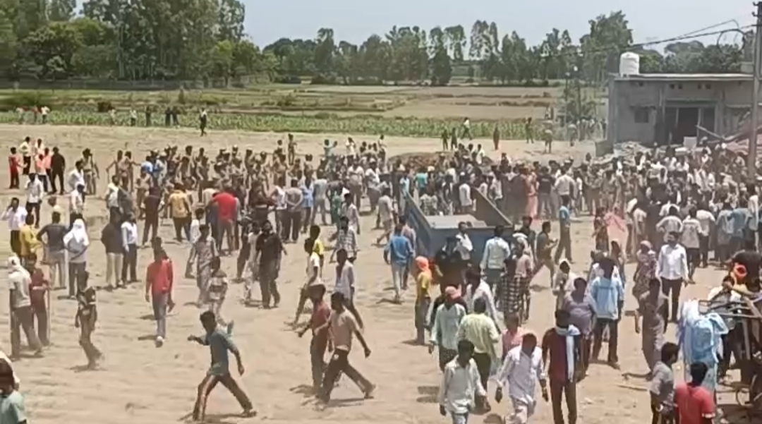 बैरागीवाला में उग्र हुई भीड़, पुलिस पर पथराव; मांग पूरी न होने पर बढ़ा तनाव
