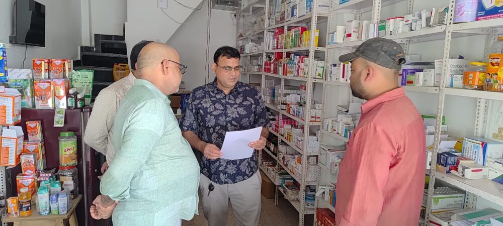 बेसमेंट में संचालित अवैध क्लीनिक सीज