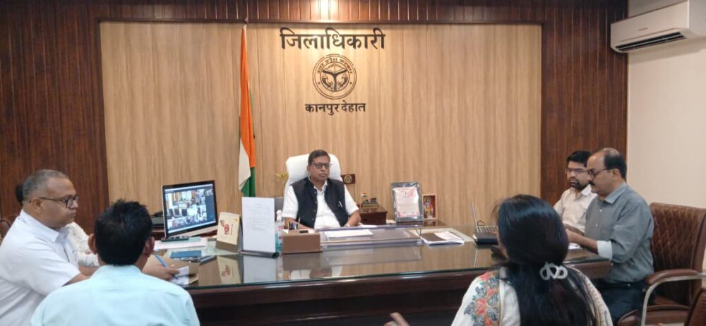 जिलाधिकारी कपिल सिंह ने कलेक्ट्रेट में की जनसुनवाई