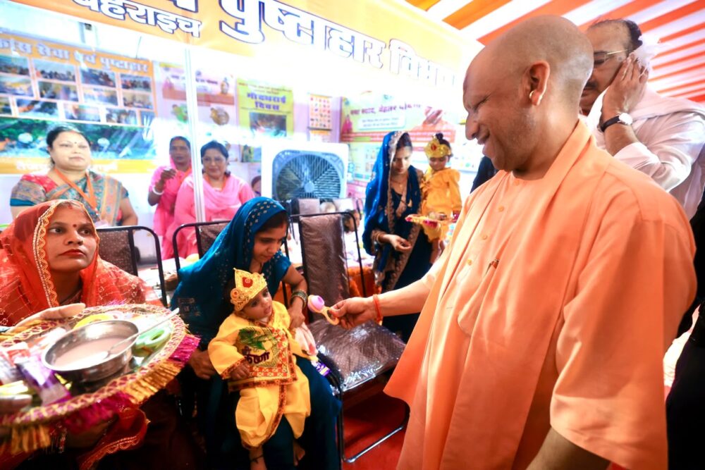 ‘रोज स्कूल जाओ, मेहनत से पढ़ो’