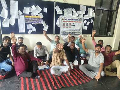 नगर निगम प्रशासन के खिलाफ वरिष्ठ पर्यावरण मित्रों का चौथे दिन भी धरना जारी