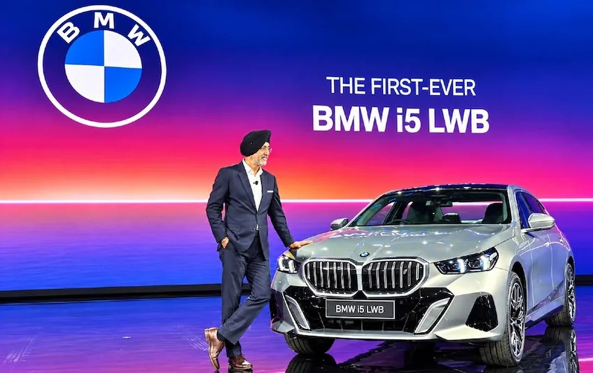 भारत में लॉन्च हुई पहली BMW i5 लॉन्ग व्हीलबेस, कीमत 79.60 लाख रुपये से शुरू