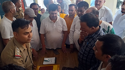 केमिस्ट एशोसिएशन के जिलाध्यक्ष गोकुल जोशी के साथ मारपीट