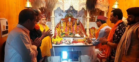 नंदा देवी मंदिर कुमाऊं की धार्मिक और सांस्कृतिक परंपरा का एक अत्यंत महत्वपूर्ण केंद्र